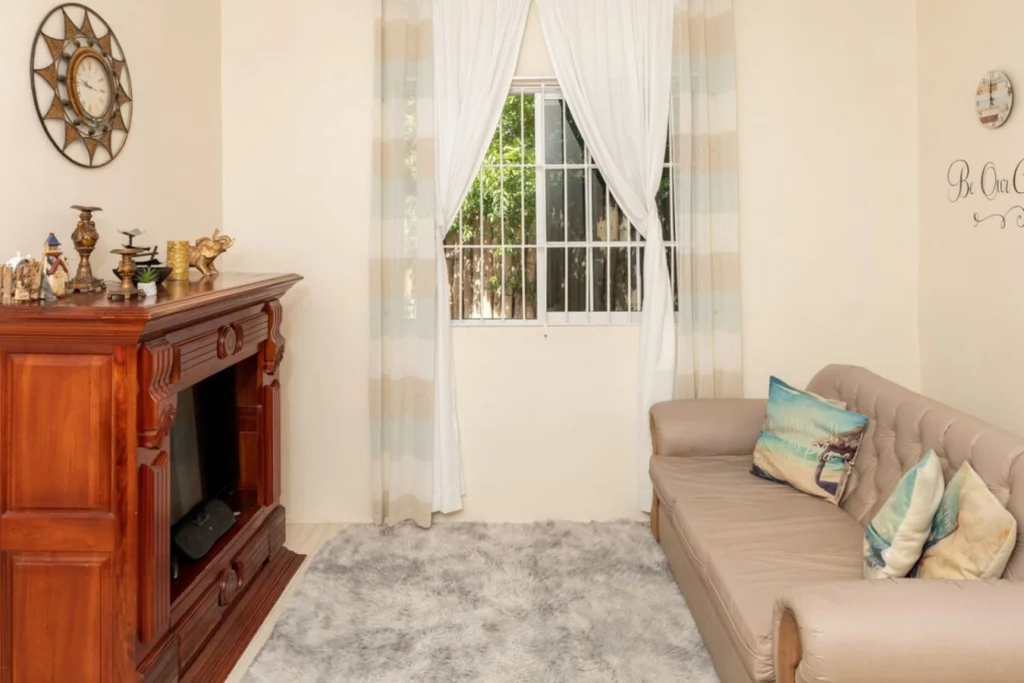 Adorable 1BR Cottage Walk to the Beach Priory - Areca Homes