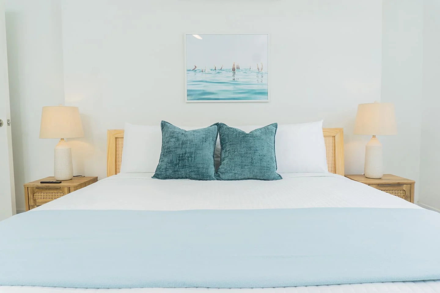 Azure 6th Floor Luxury 2Bd Rm Condo Walk to Beach, photo 12