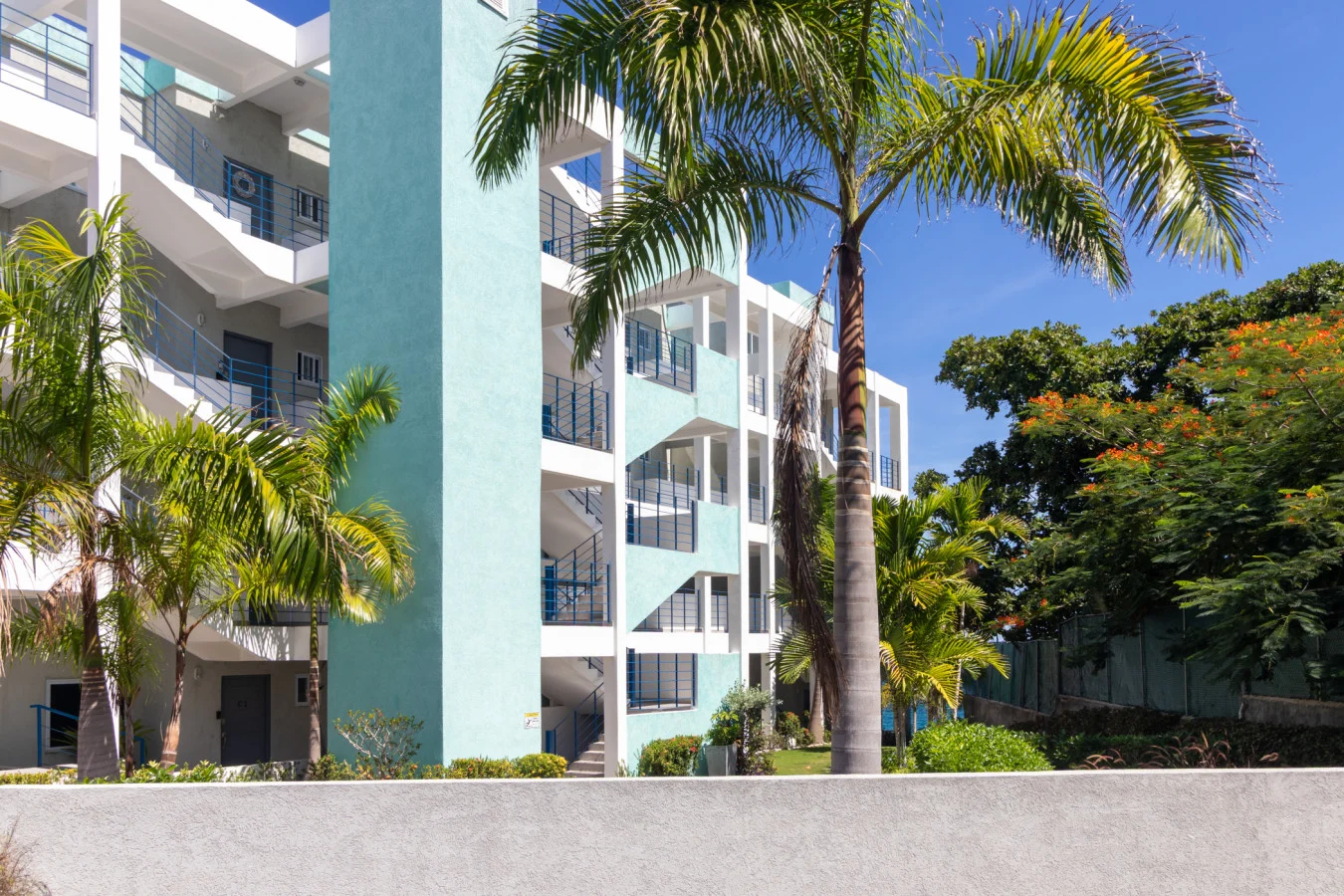 Blue Serenity~Oceanfront Penthouse~Tower Isle, photo 7
