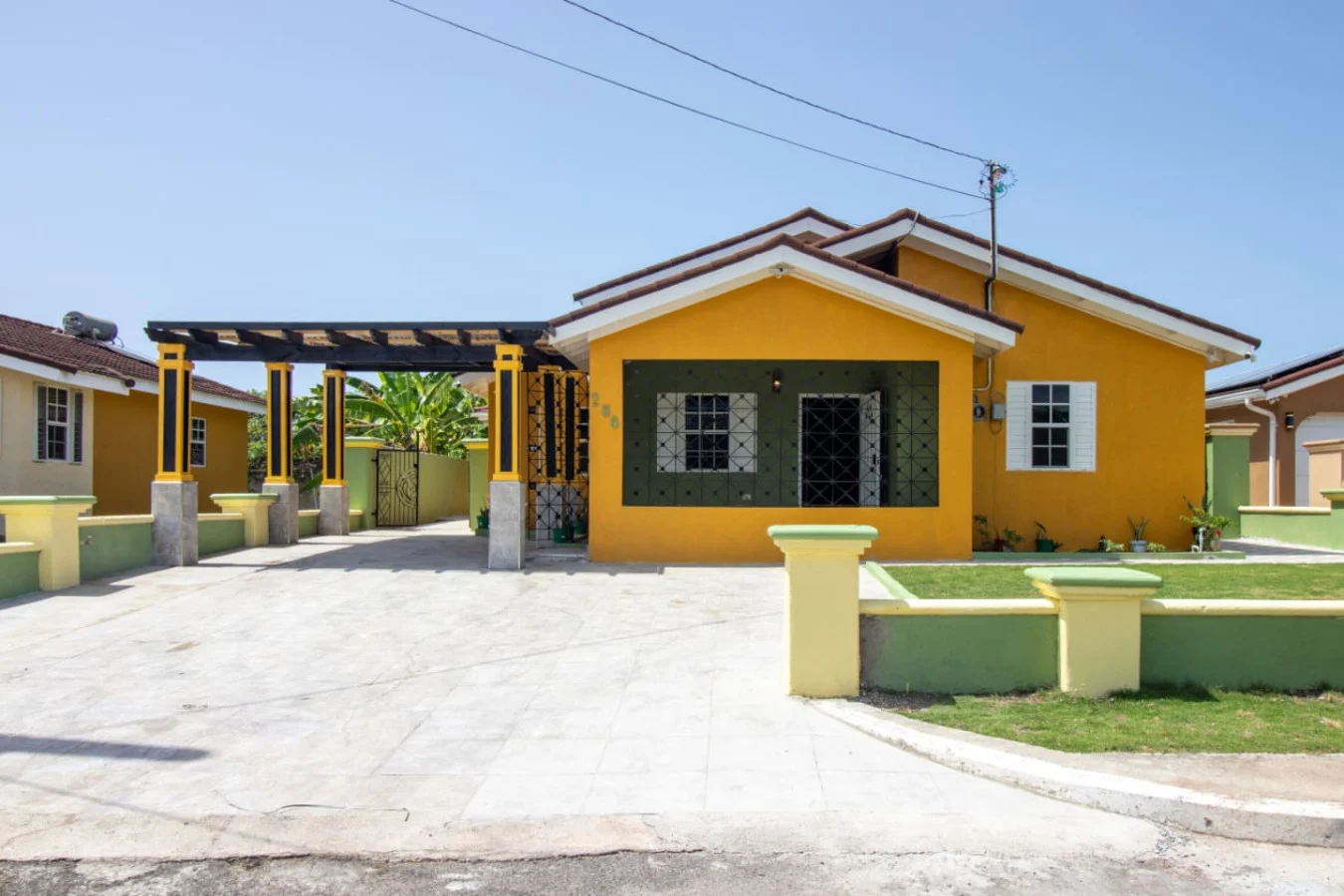 Cozy Cove Villa in Drax Hall, photo 1