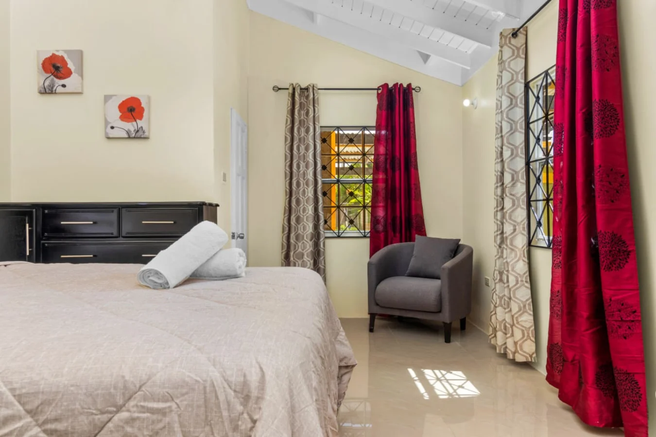 Cozy Cove Villa in Drax Hall, photo 9