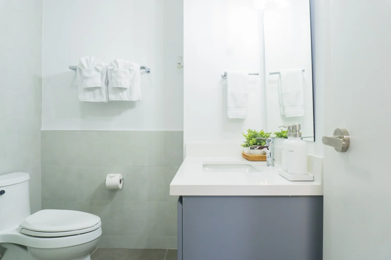 Solea 6th-Floor High-Rise Studio, Ocho Rios, photo 13