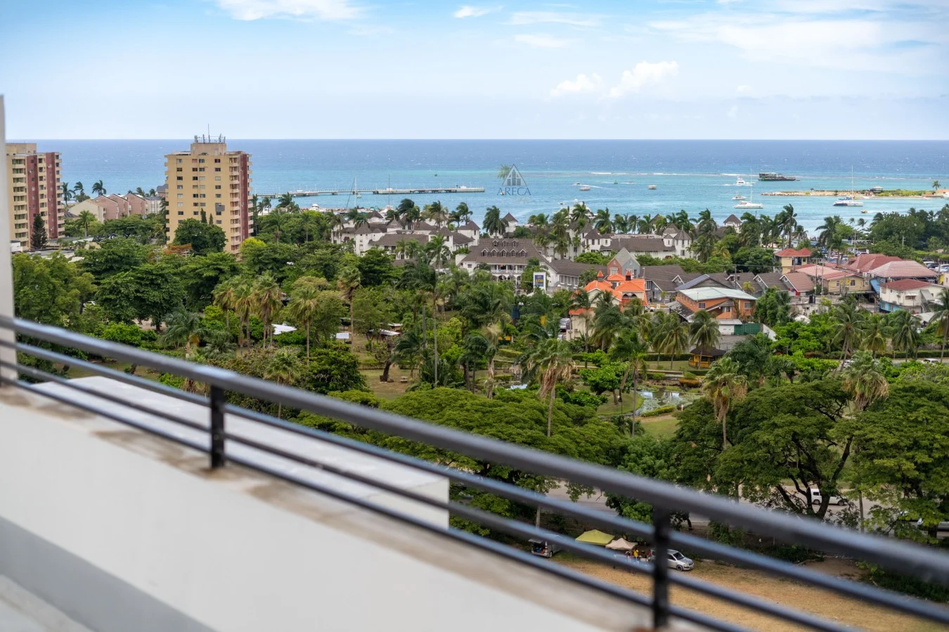 Solea 6th-Floor High-Rise Studio, Ocho Rios, photo 2