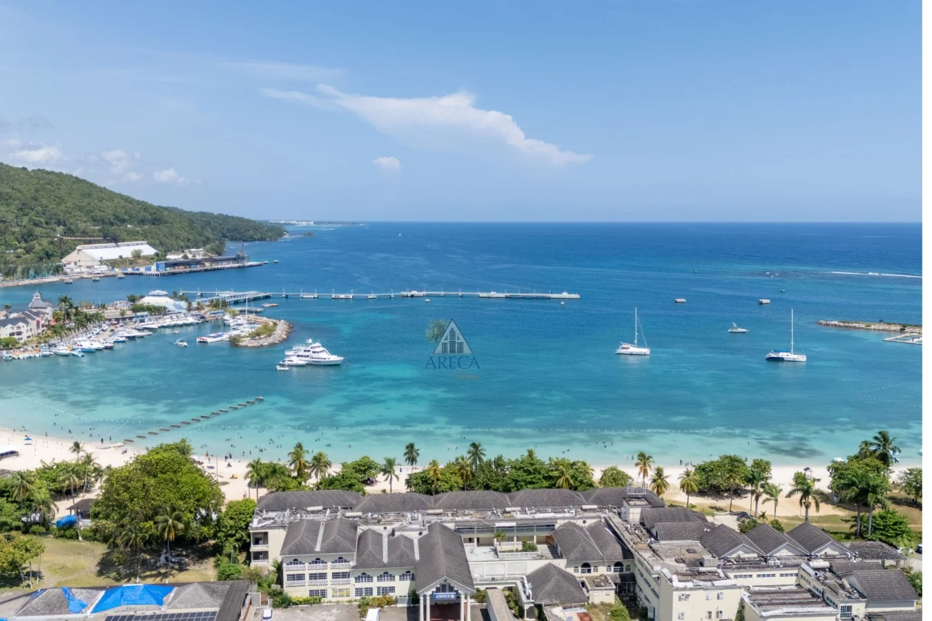 Solea 6th-Floor High-Rise Studio, Ocho Rios, photo 10